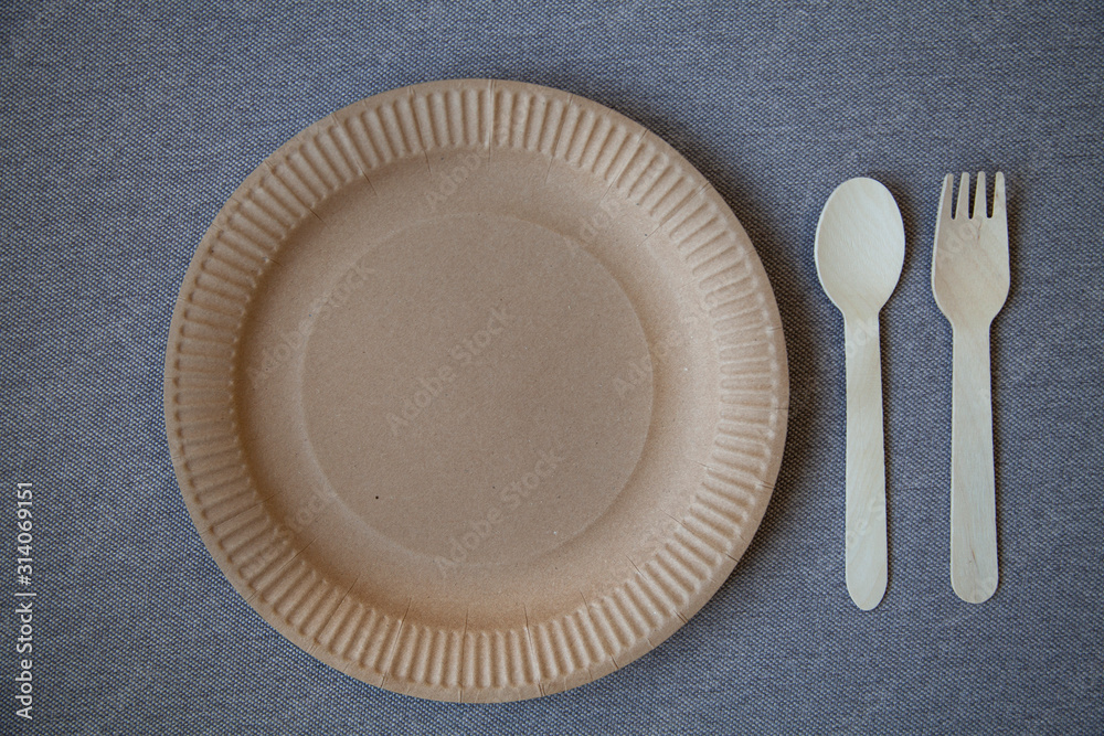 disposable eco dishes from paper cardboard spoon fork knife disposable eco dishes from paper cardboard spoon fork knife
