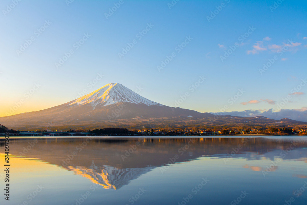 1 January 2020, Morning view of Mount Fuji, Lake Kawaguchiko in Japan