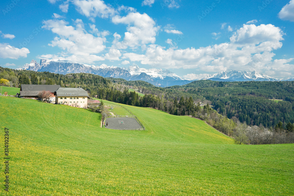 Landschaft bei Bozen in Südtirol, Italien