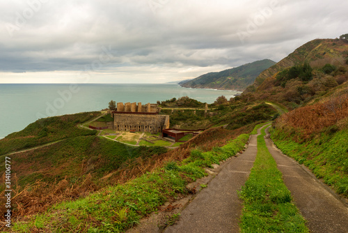 Obraz na płótnie Cantabrian views from the Zarautz viewpoint w salonie