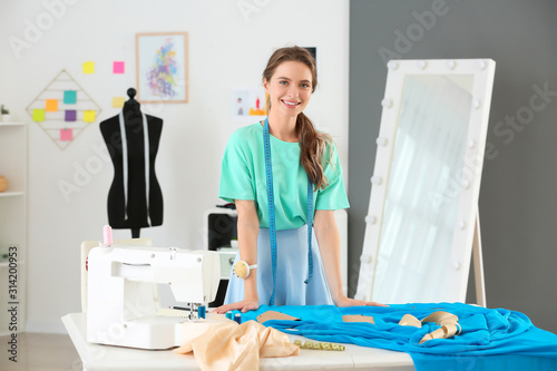 Beautiful female designer i...