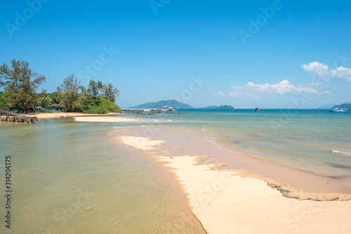 Fototapeta Naklejka Na Ścianę i Meble -  The island of Ko Phayam and the dreamlike beach named Ao Mae Mai on the east-side of the beautiful island in the Andaman sea