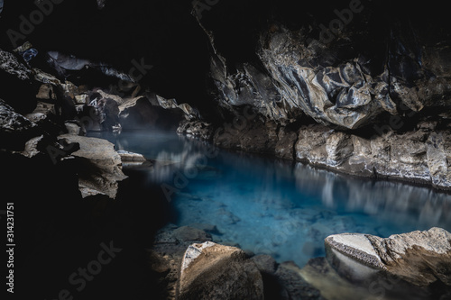 Foto Grotagja cave from Game of Thrones, Jon Snow and Ygritte