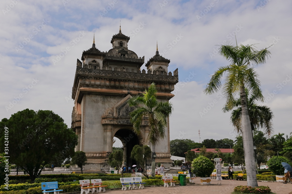 Patuxai monument in Vientiane, Laos Patuxai monument in Vientiane, Laos