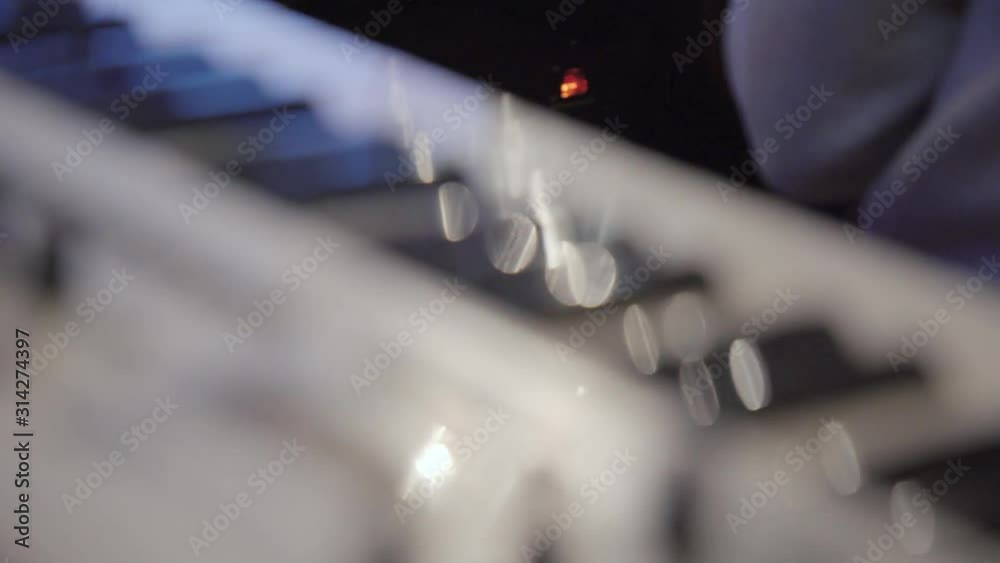 Audio VU-meter and Level Measuring_17