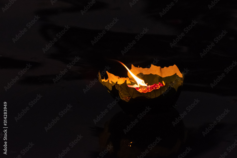 Fototapeta premium fire in the dark
