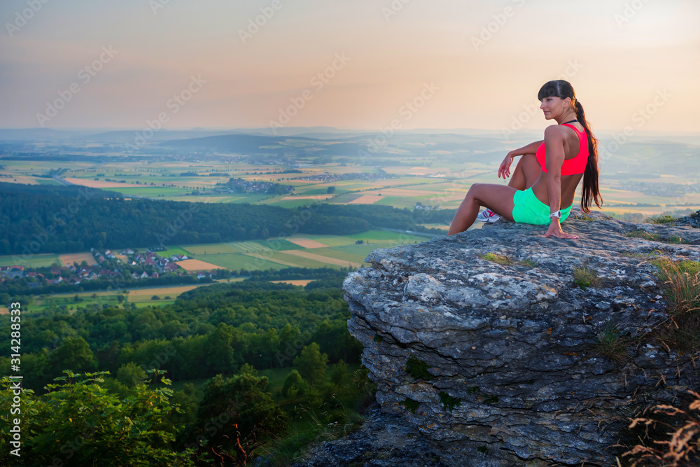 Obraz premium running to the peak