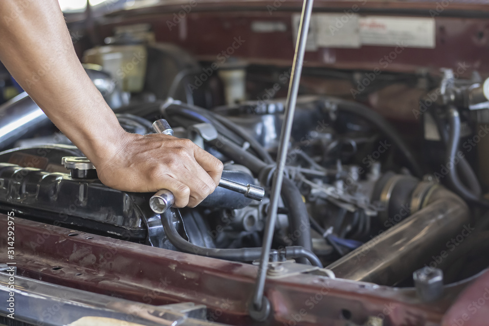 Obraz premium Repair engine