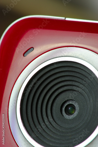 red and white webcam, close-up on the lens © Frederic Hodiesne