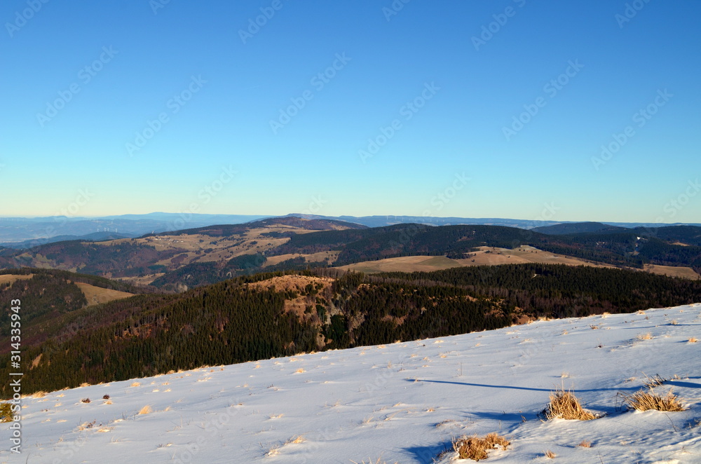 Winterlandschaft auf dem Belchen im Schwarzwald