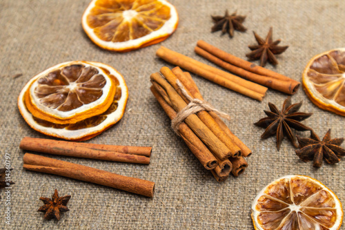 ingredients for mulled wine cinnamon anise