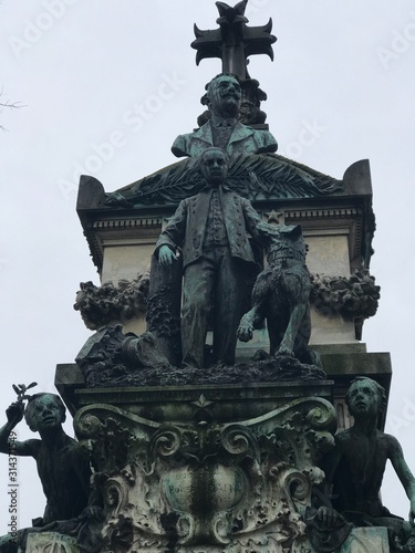 cemetery statue