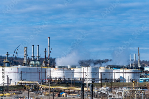 Wallpaper Mural Gas and Oil Refinery X Torontodigital.ca