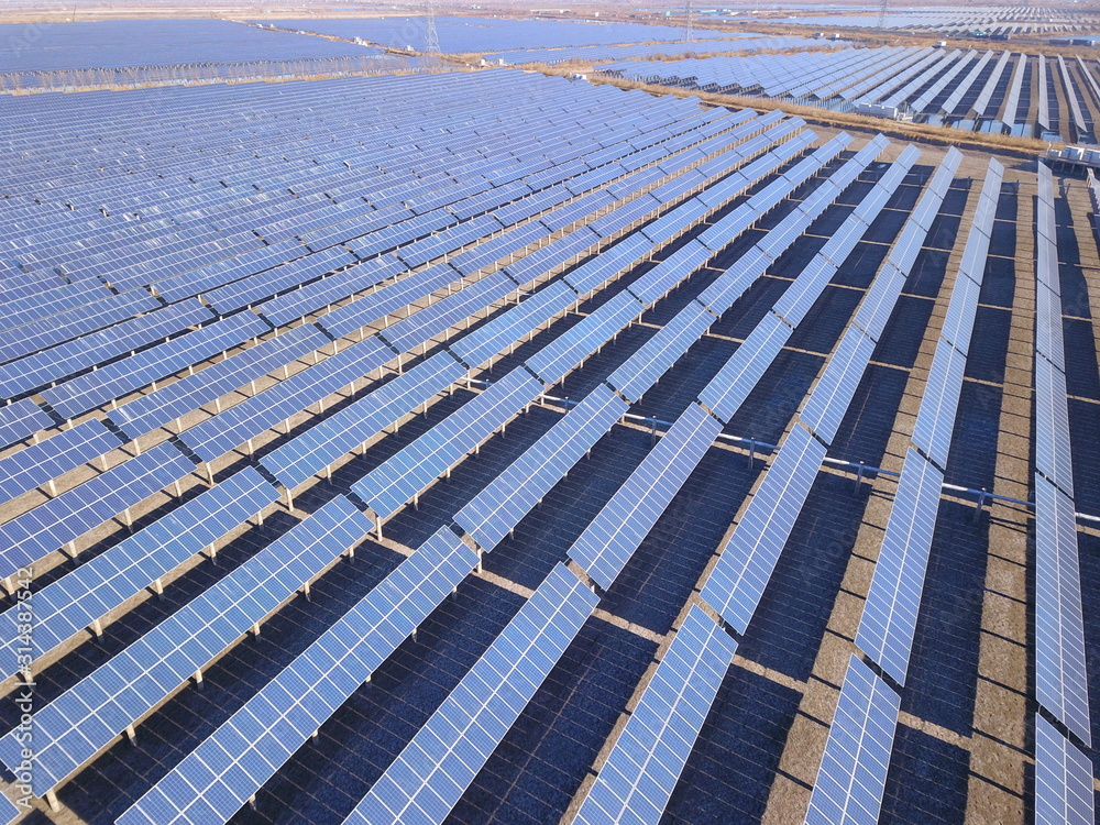 Solar photovoltaic panels and solar photovoltaic power generation systems Solar photovoltaic panels and solar photovoltaic power generation systems