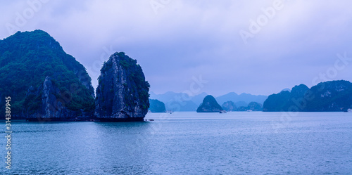Natural scenery of Halong Bay, Vietnam © Jack