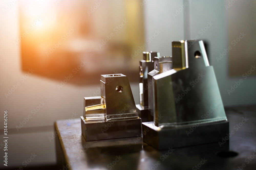Mold and parts for plastic injection to make a part or object. Mold and parts for plastic injection to make a part or object.