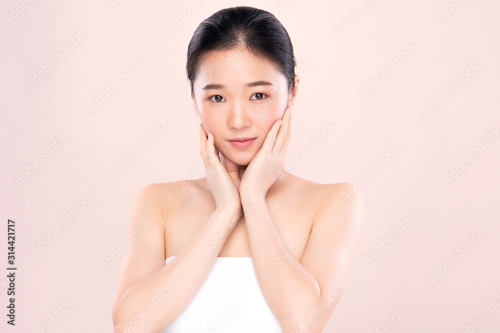 Portrait beautiful young asian woman clean fresh bare skin concept. Asian girl beauty face skincare and health wellness, Facial treatment, Perfect skin, Natural make up Portrait beautiful young asian woman clean fresh bare skin concept. Asian girl beauty face skincare and health wellness, Facial treatment, Perfect skin, Natural make up