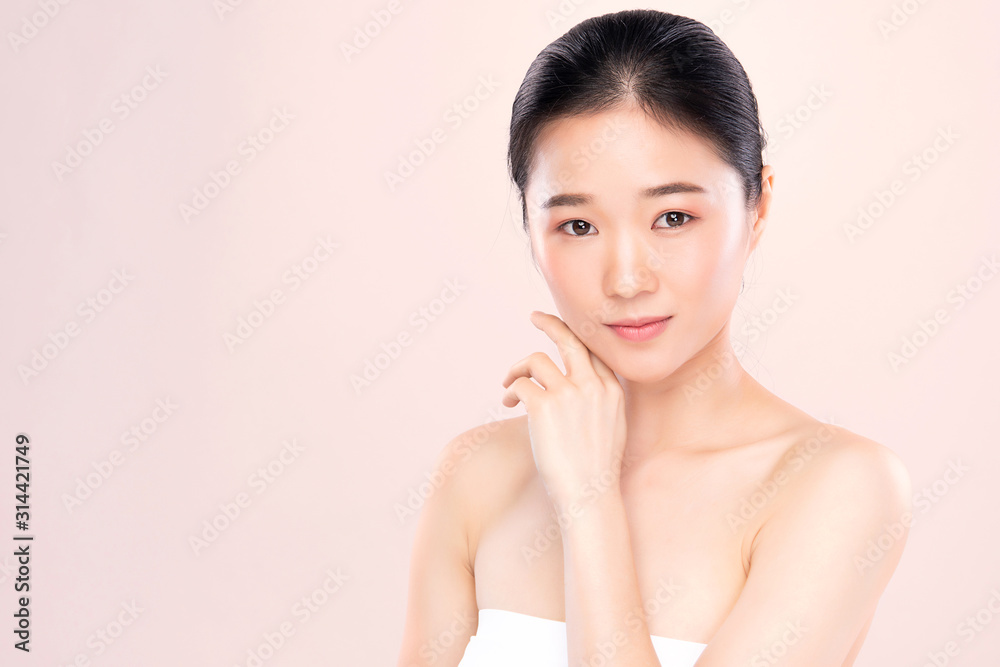 Portrait beautiful young asian woman clean fresh bare skin concept. Asian girl beauty face skincare and health wellness, Facial treatment, Perfect skin, Natural make up Portrait beautiful young asian woman clean fresh bare skin concept. Asian girl beauty face skincare and health wellness, Facial treatment, Perfect skin, Natural make up