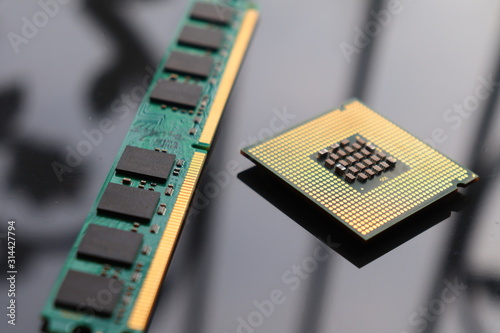 Computer RAM and processor