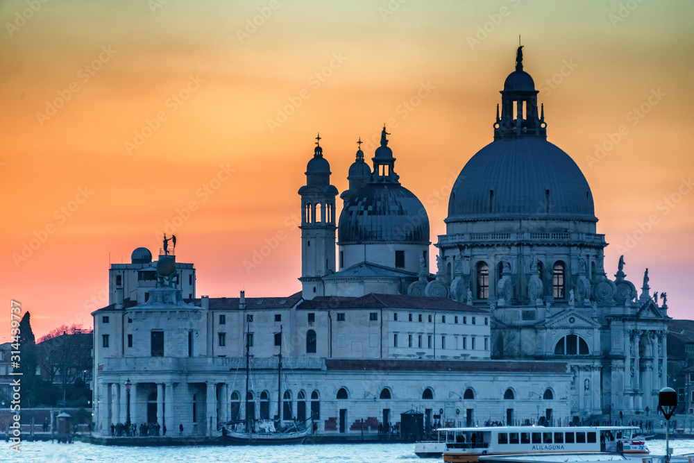 Breathtaking sunset over the lagoon of Venice and the Basilica of Santa Maria de la Salud