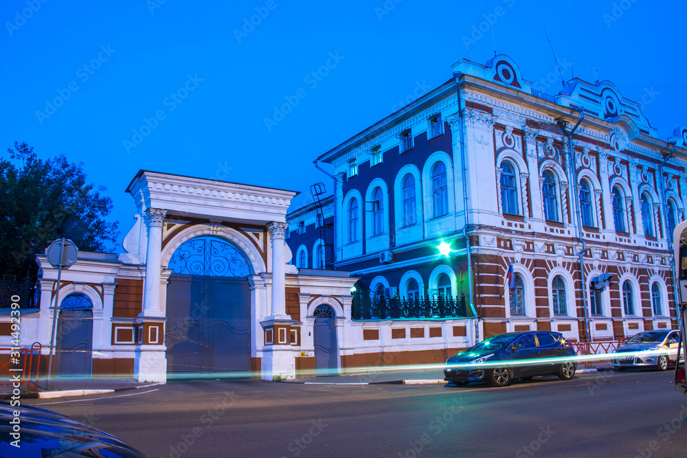 Fototapeta premium Yaroslavl. Historic buildings; 18th-19th century; House Donovich-Lopatin and house Poletaeva on the Big Oktyabrskaya street, Yaroslavl. night scene