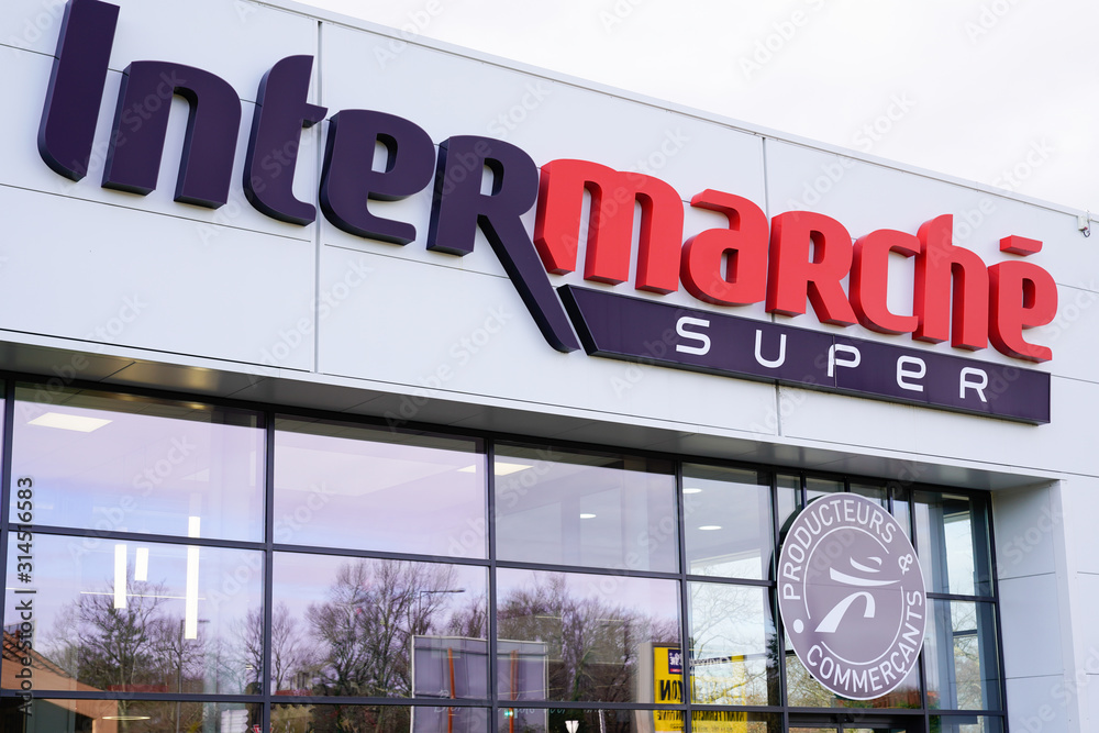 super intermarché sign store retail group shop sign logo in france ...