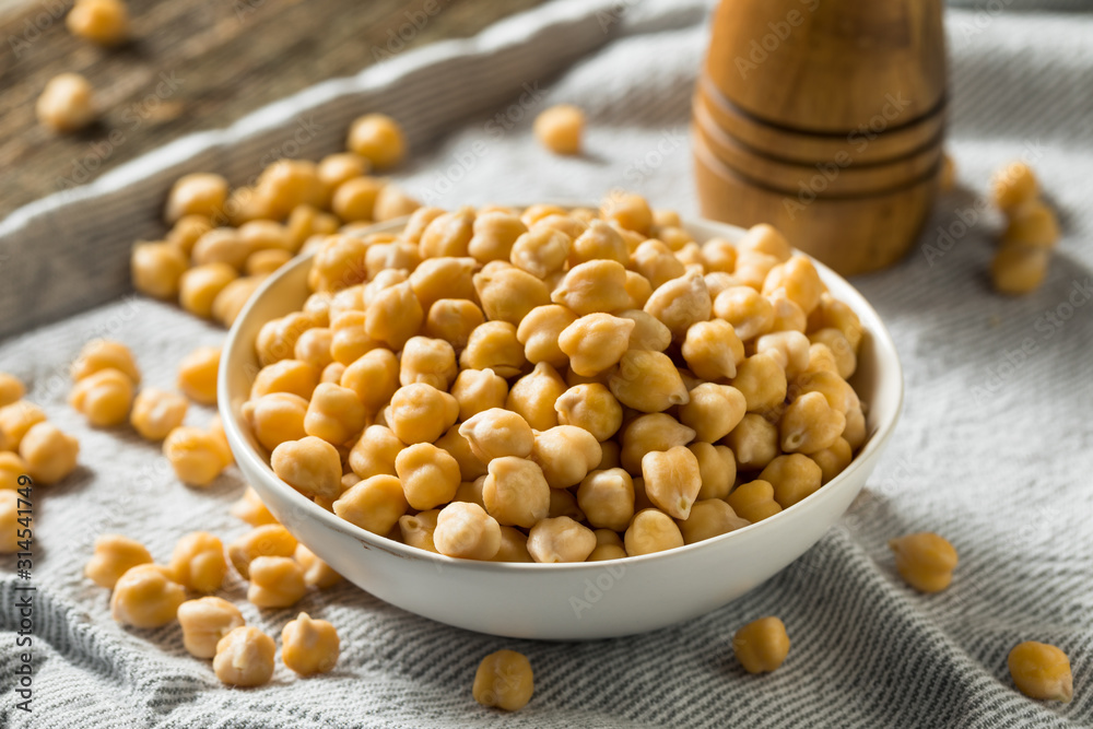 Raw Organic Garbanzo Beans Chickpeas Raw Organic Garbanzo Beans Chickpeas