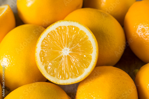 Konstfotografi Raw Yellow Organic Meyer Lemons