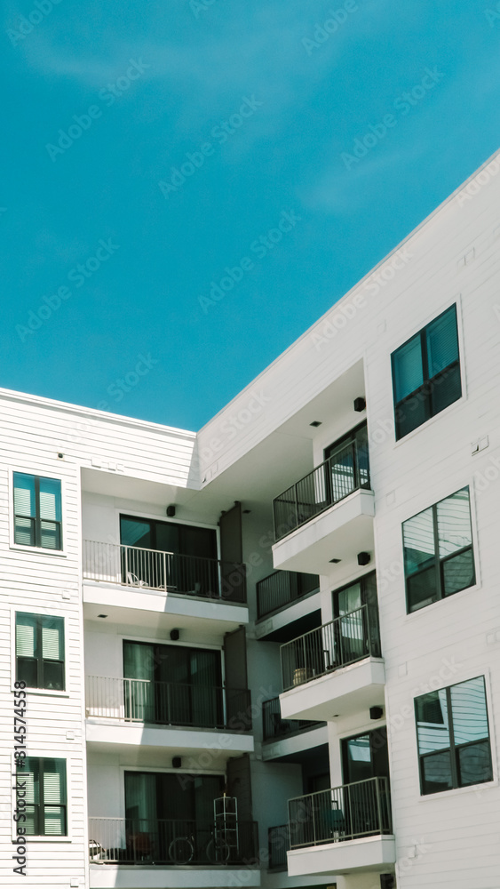 Obraz premium modern apartment building