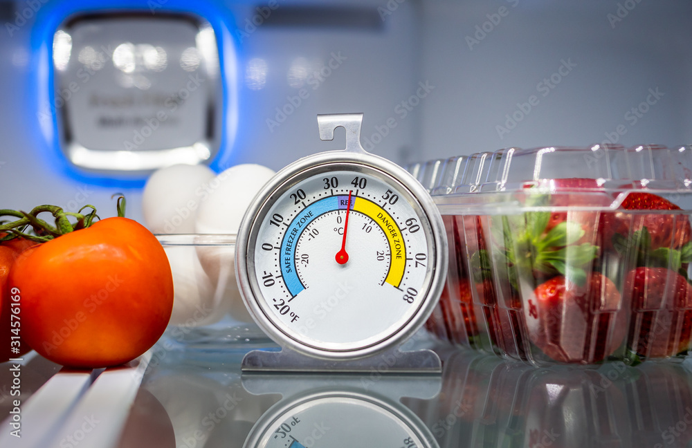 Thermometer For Coffee Drink And Cooking Stock Photo - Download Image Now -  Food, Thermometer, Safety - iStock