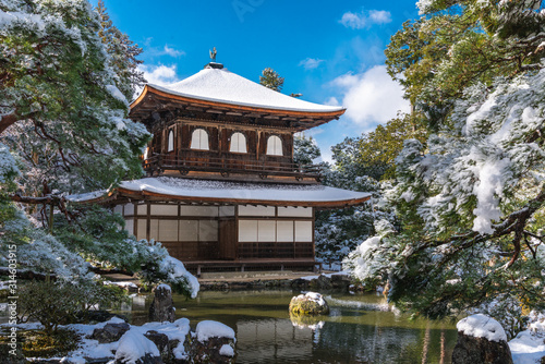 京都 銀閣寺の冬と雪景色