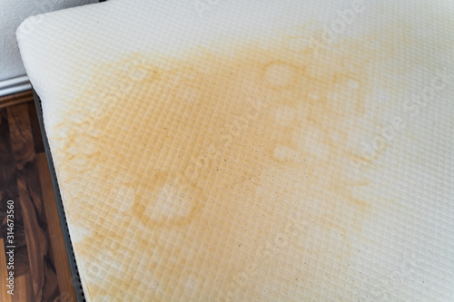 Canvastavla Dirty Mattress With Yellow Stains