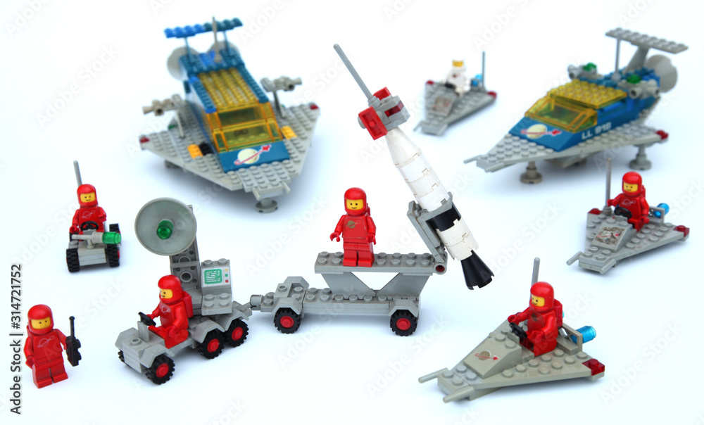 besejret svag Skæbne Leuven, Belgium - January 2020: editorial image of early 1980s vintage Lego  Space set with spaceships and astronauts Stock Photo | Adobe Stock