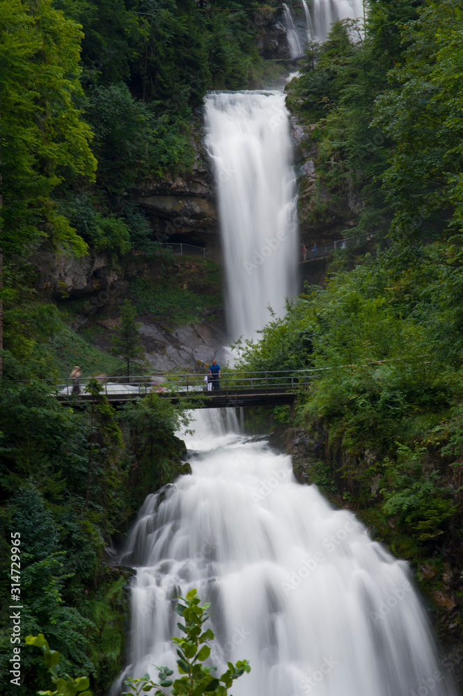 Fototapeta premium Giessbachfall - Brienzersee - Berner Oberland - Thunersee