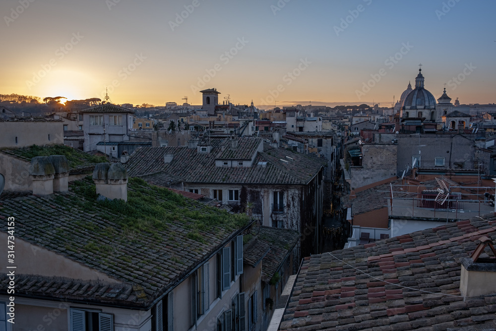 Tramonto sui tetti di Roma
