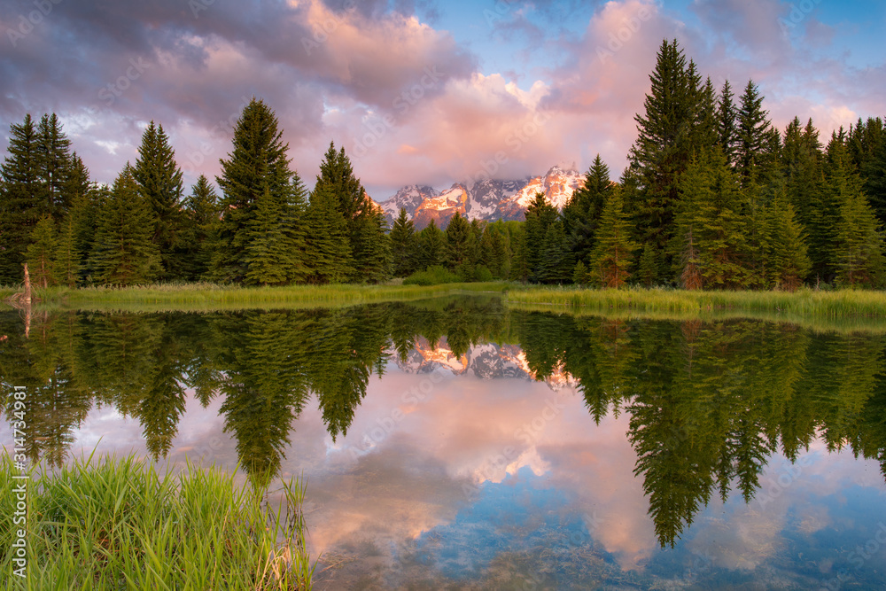 Fototapeta premium teton reflection in the morning 