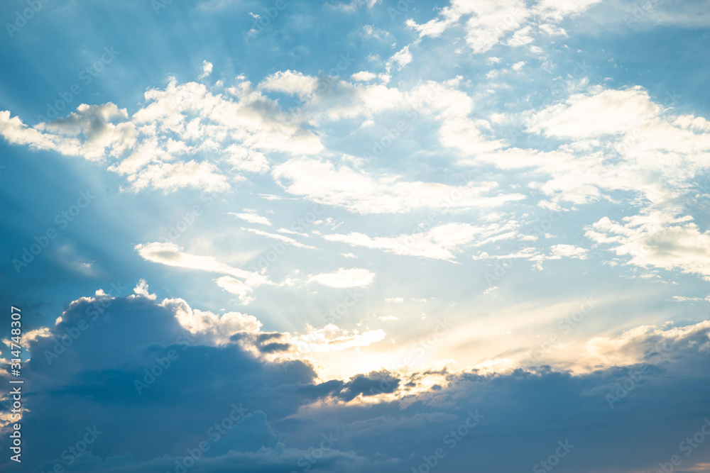 Fototapeta premium Dramatic Sky At Sunset