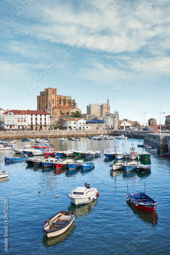 Marina and Santa Maria de la Asuncion Church, Castro Urdiales, Cantabria, Spain, Europe