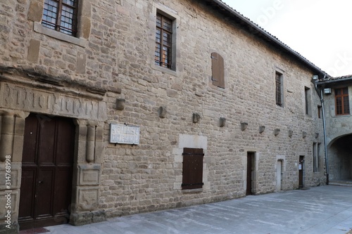Palais delphinal du village de Saint Donat sur l'Herbasse - Département de la Drôme - France - Bati au 12 ème siècle