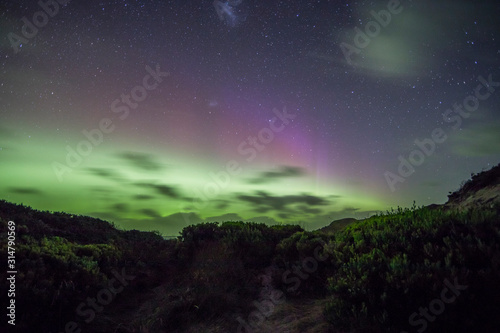 Obraz na plátně Southern Aurora Australis in Tasmania beach