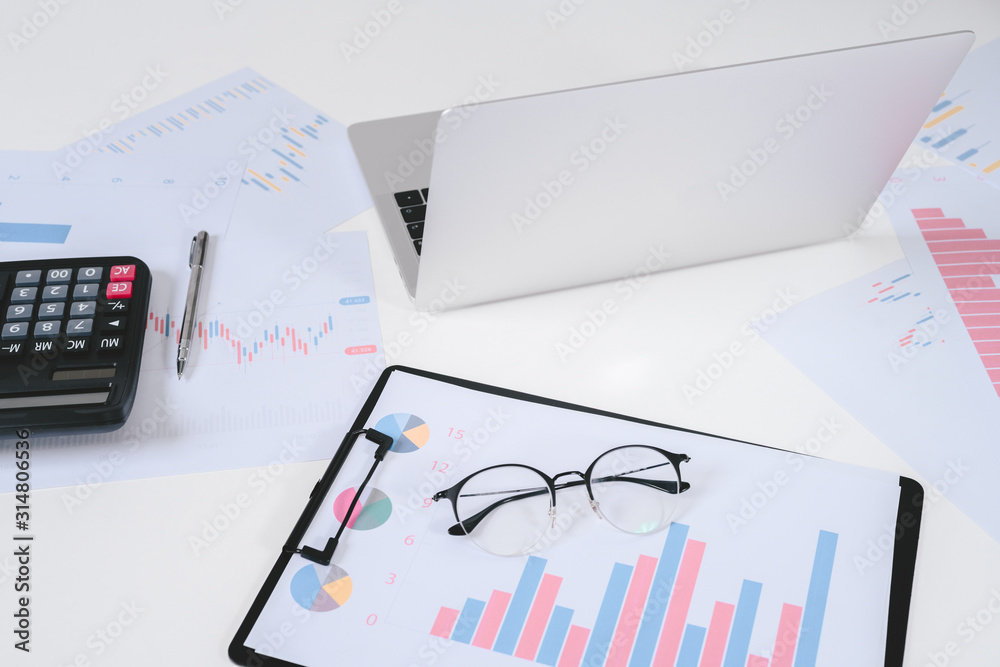 Business analyzing with new project of accounting finance, Idea presentation and meeting strategy plan of financial business investment.