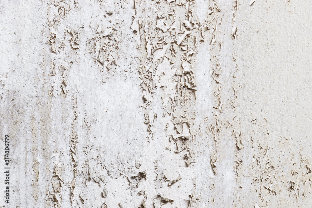 Excessive moisture can cause peeling paint wall such as rainwater leaks or water leaks.