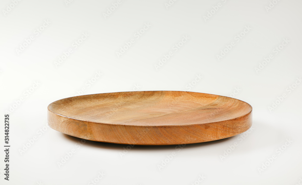 Round wooden serving platter Round wooden serving platter