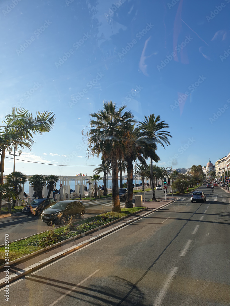Wahrzeichen der Stadt Nizza: Promenade des Anglais