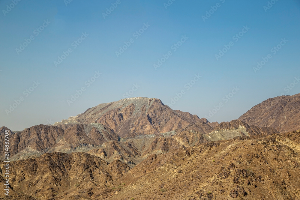 mountains and rocks in the arab emirates