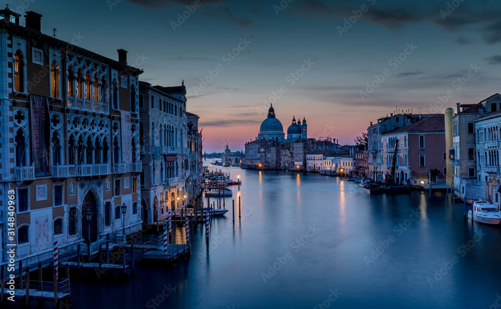 Before the sunrise in Venice