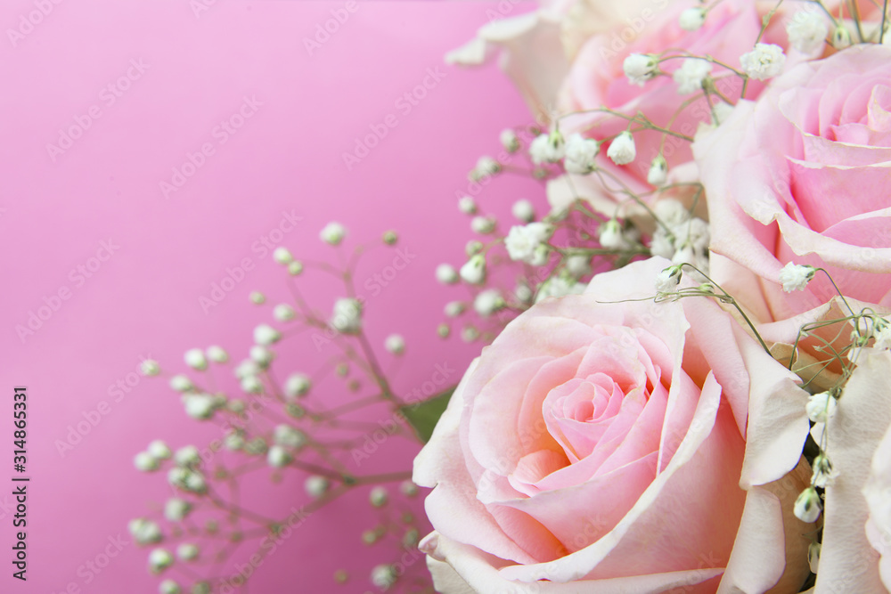 Beautiful pinke rose flowers bouquet in a corner Beautiful pinke rose flowers bouquet in a corner