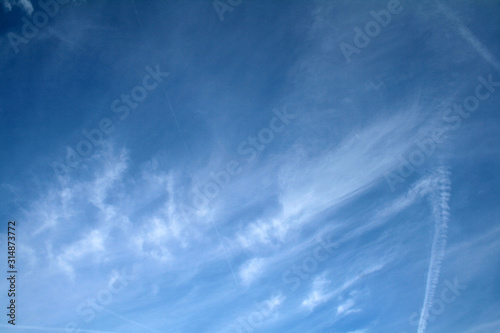  blue sky and white clouds