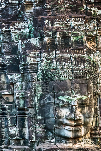 Mysterious Smiling Buddha Angkor Wat complex
