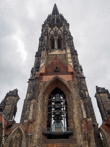 Obraz na płótnie Front side of St. Nikolai church, Hamburg, Germany w salonie